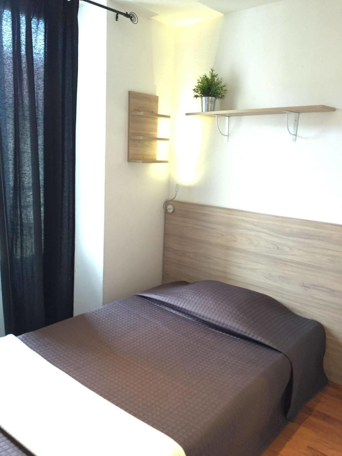 Du Petit Louvre Hotel Nizza